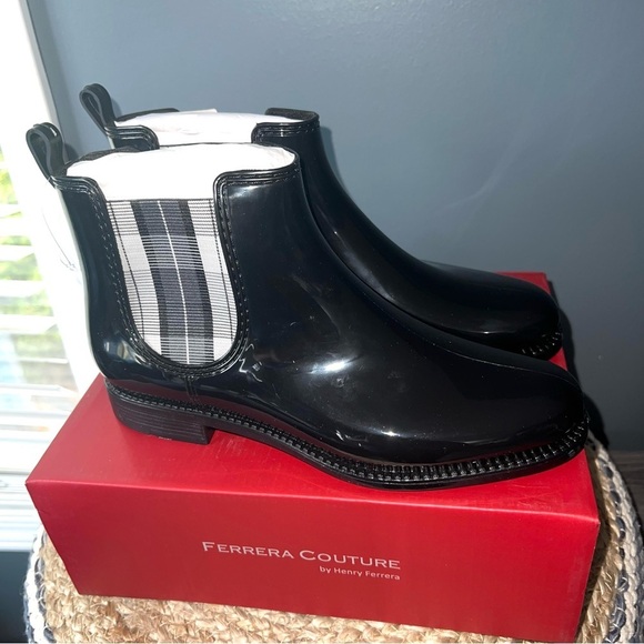 Henry Ferrera Marsala Plaid Rain Boots - Picture 3 of 7